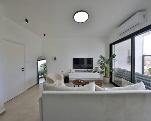 e3ef77be-1f7e-4e16-995f-9a9d9593300a e3ef77be-1f7e-4e16-995f-9a9d9593300a